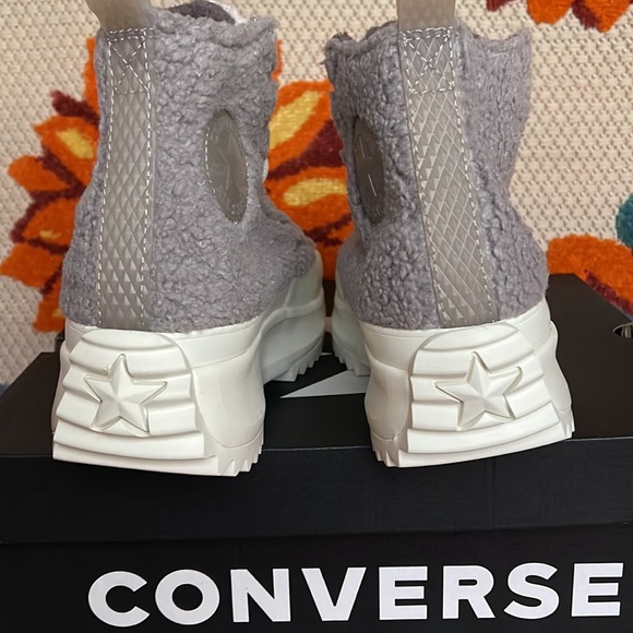 Converse 172202C
RUN STAR HIKE HI
VAPOR MAUVENECHETNIOLET ORE
Men’s platforms - Picture 14 of 16